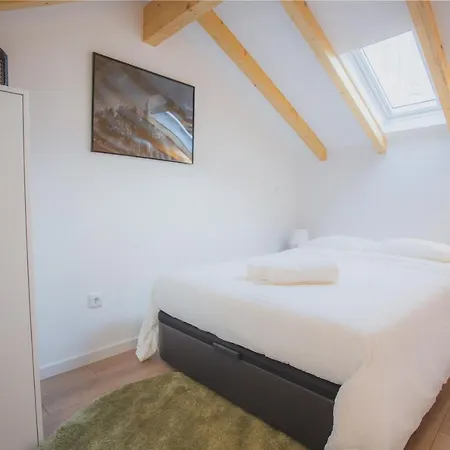 Five House 18 * Porto